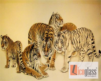 TRANH KÍNH HỔ LCG04
